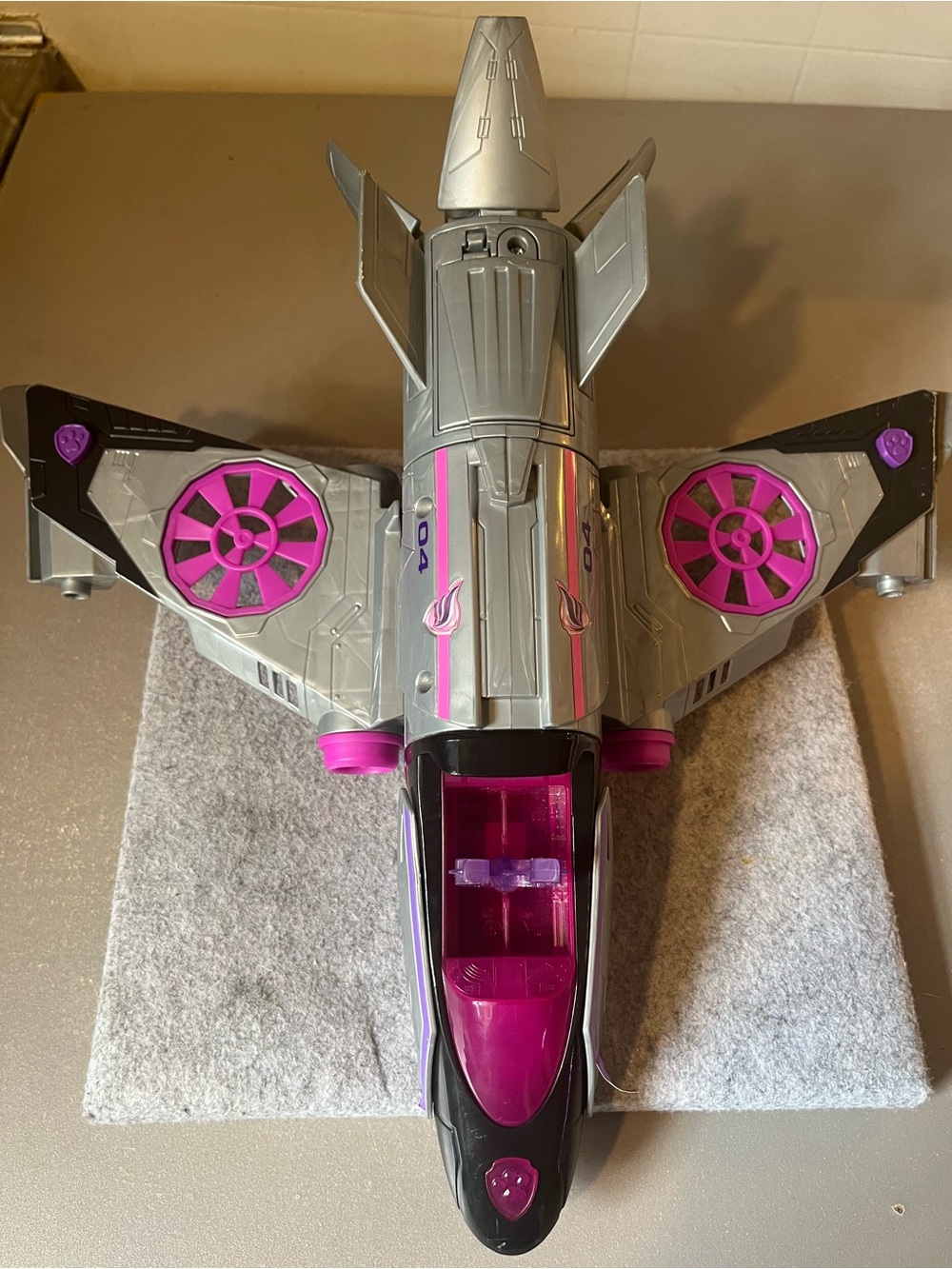 PAW Patrol: The Mighty Movie Skye's Deluxe Transforming Rescue Jet